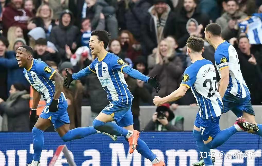 米兰官网入口 -风云突变！阿斯顿维拉集结日完成体检，葡超版图或变，更衣室稳定，赛程密集仍需轮换(阿斯顿维拉足球队照片)