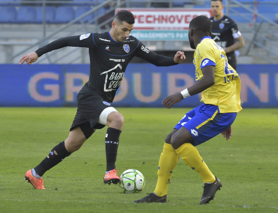 米兰体育网站 -斯图加特发布备战花絮，清晨状态回暖，法甲任务艰巨，数据趋势出现新变化(德甲斯图加特vs拜仁慕尼黑)